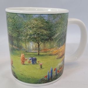 Walt Disney World Disney Galleries Winne the Pooh Mug
